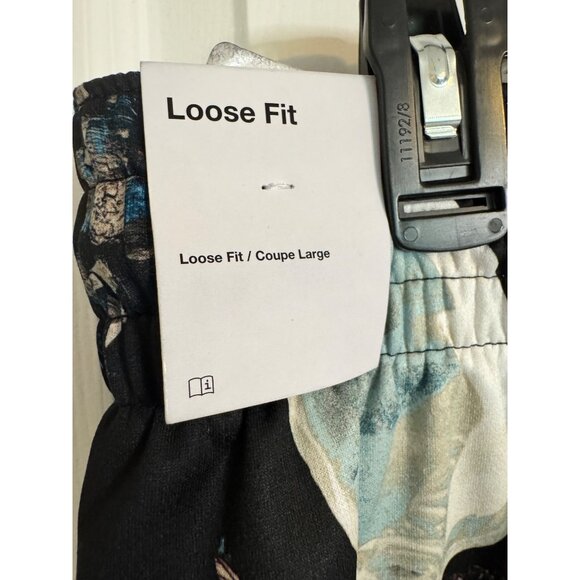 Nike Dry Fit Standard Issue Size 1X Crystals Pullover Boxy Hoodie/ Pant Set NWT - Picture 16 of 16